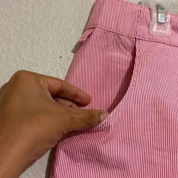 Columbia PFG Omni Shade Super Bonehead Red & White Fishing Shorts - Picture 3 of 5